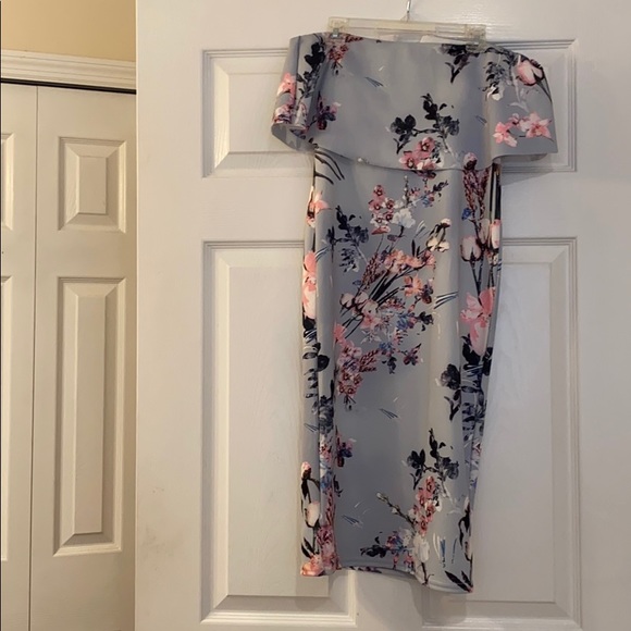 PRETTY LITTLE THING Strapless Dress US size 4 - Picture 2 of 3